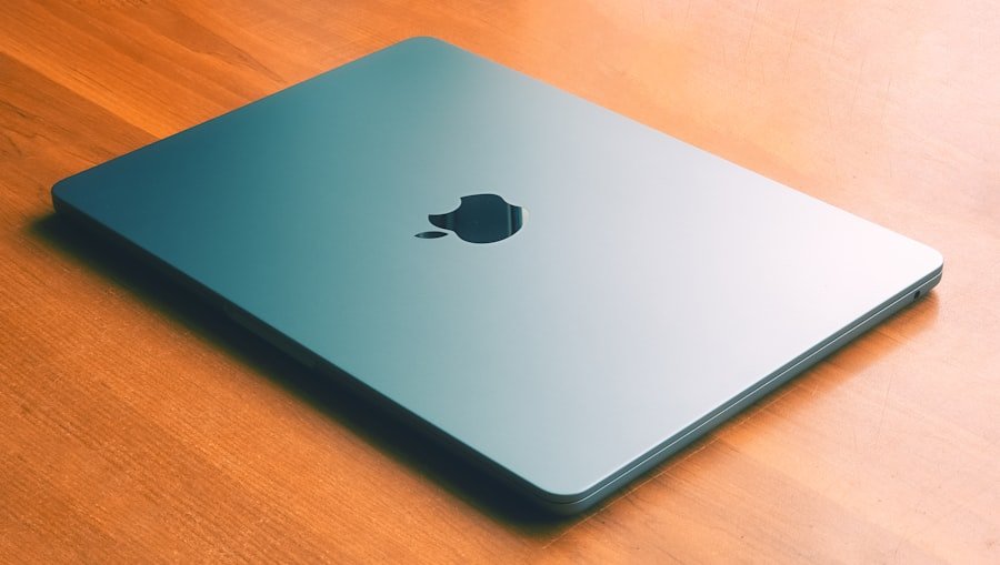Apple MacBook Pro 14" M2